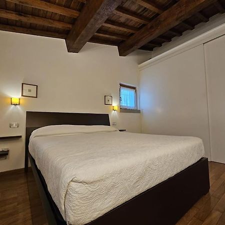 Apartmán Casina Rossa Tavarnuzze Exteriér fotografie