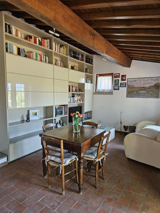 Apartmán Casina Rossa Tavarnuzze Exteriér fotografie